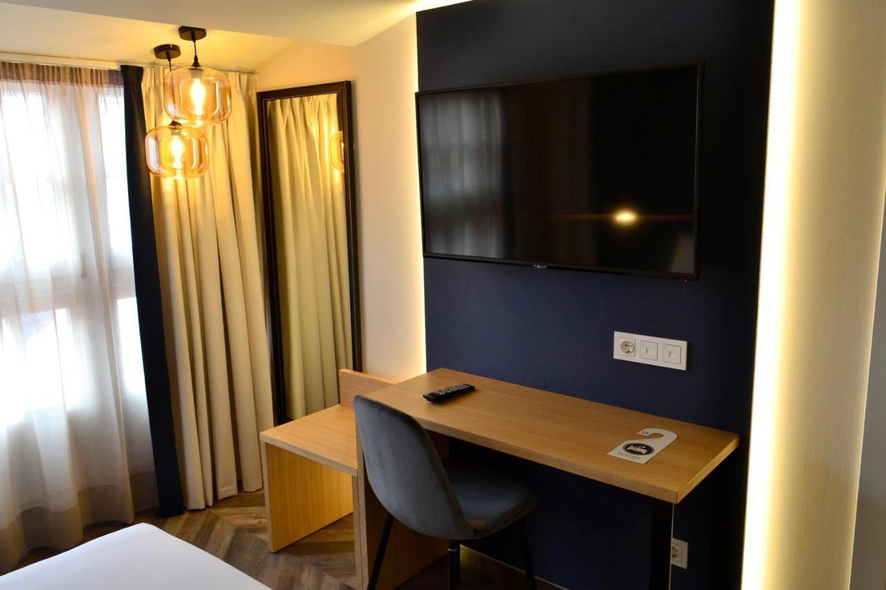 Hotel Alda Galeriא-קורוניה מראה חיצוני תמונה